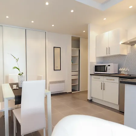 Imperazur Five Stars House Apartment